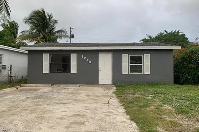 1219 Highland Road 1