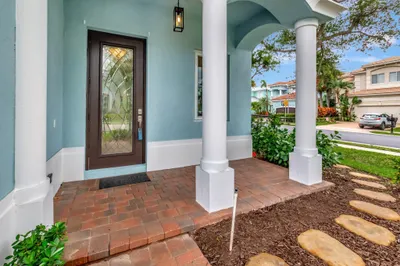 40 Country Lake Circle 1