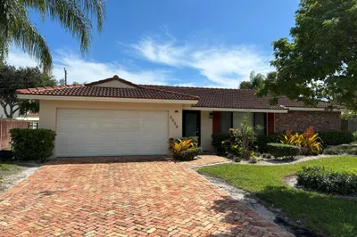 3760 NW 2nd Court 1
