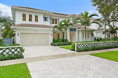 235 Forest Hill Boulevard 1