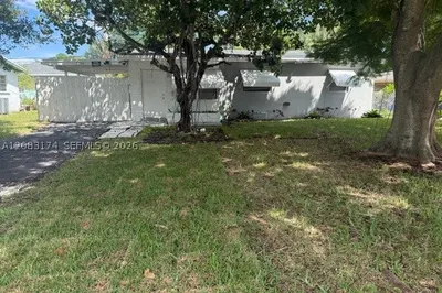 1050 NW 23RD #1041 1