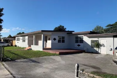 16320 NW 37th Ave 1