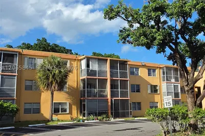 4354 NW 9th Ave #14-3F 1