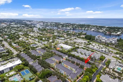 1057 E Heritage Club Circle 1