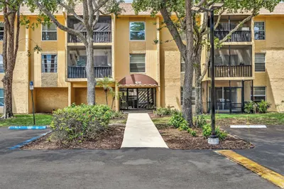 470 NW 20th Street 1