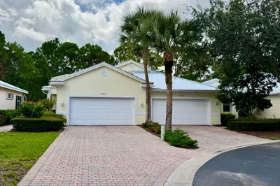 1464 SE Tidewater Place 1