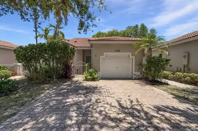 2400 E Aragon Boulevard #2 1