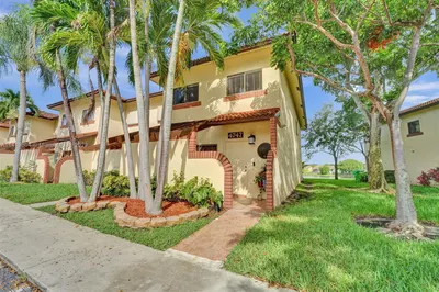 4747 NW 90th Ave #4747 1