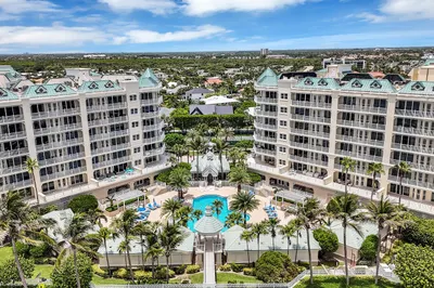 120 Ocean Grande Boulevard #302 1