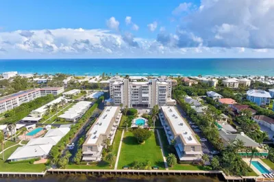2000 S OCEAN Boulevard #402 1