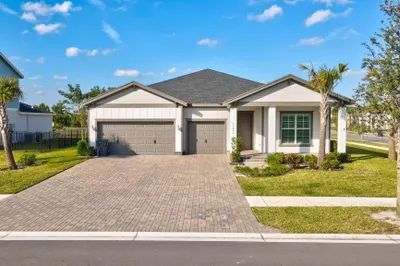 19043 Broad Shore Walk 1