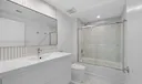 951 Brickell Ave #4002 Photo