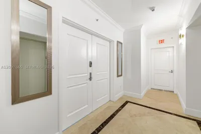3101 S Ocean Drive #2605 1
