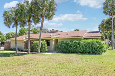 92 Meadows Drive 1
