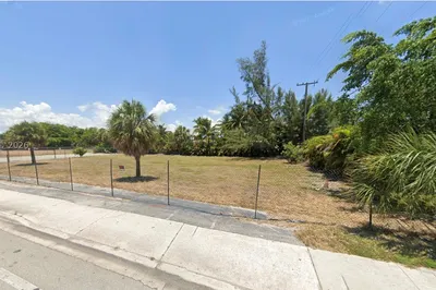 515 W Sunrise Blvd 1