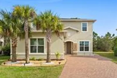 1212 NW Leonardo Circle 1