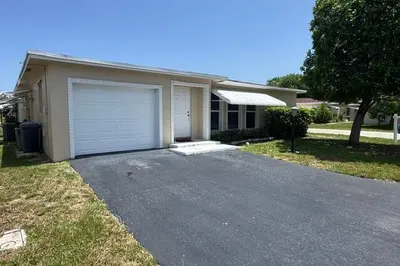 4890 NW 14th Terrace 1