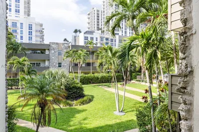 8335 SW 72nd Ave #205D 1