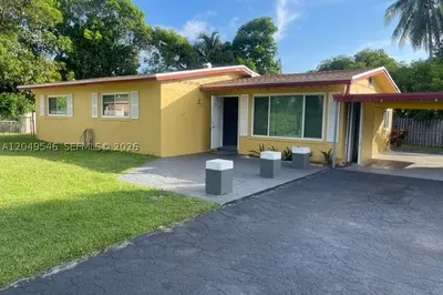 1400 NW 15th Ct 1
