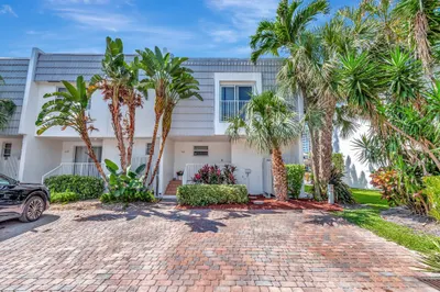 1100 Russell Drive