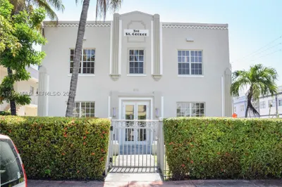605 Euclid Ave #207 1