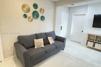 1901 SW SW 9 Street #3 1
