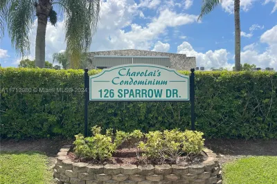 126 Sparrow Dr #22B 1