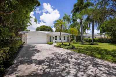 1121 Hardee Rd #1121 1