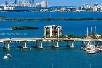 300 S Biscayne Blvd #T-3511 1