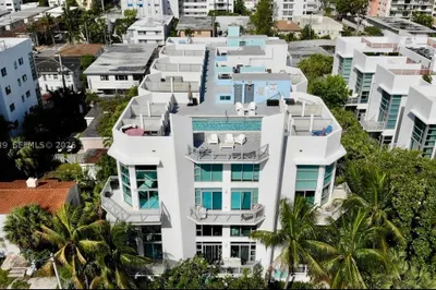 7728 Collins Ave #16 1