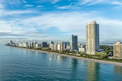 6365 Collins Ave #805 1