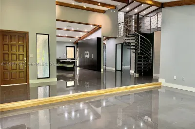 9331 NW 48th Doral Ter 0 1