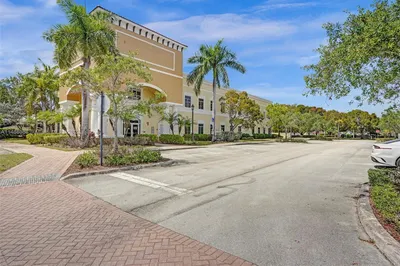 15620 SW 29th St 1