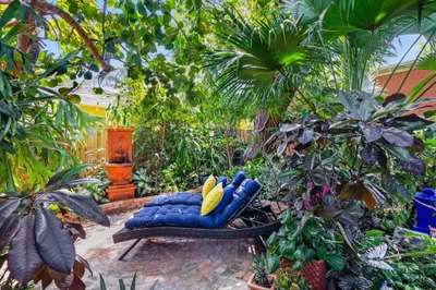 728 Palm Street 1