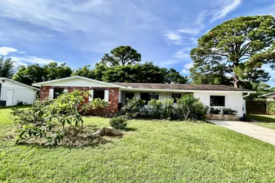 1002 SE 15th Court 1