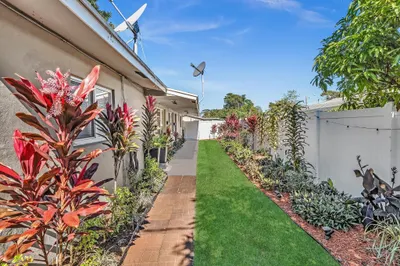 916 NW 26th Street 1
