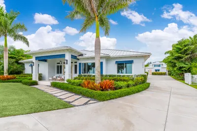 7003 S Indian River Dr, Fort Pierce, FL