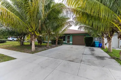 415 SW 10th Avenue 1