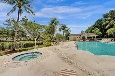 7858 Dixie Beach Cir #7858 1