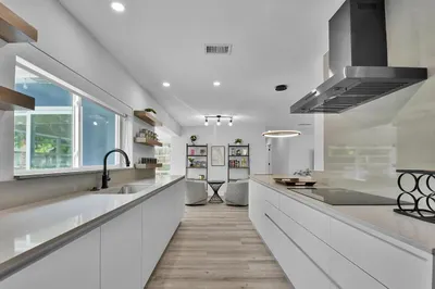 803 Bluebird Drive 1