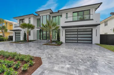 948 Banyan Drive 1