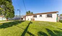 698 W 40th Pl Photo