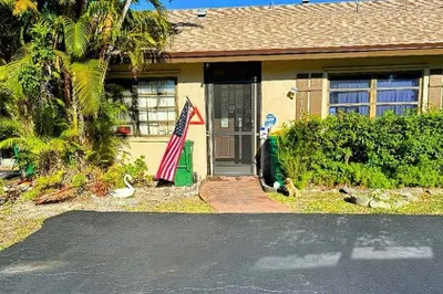 8106 NW 100th Dr 1