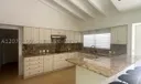 335 Harbor Dr Photo