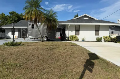 1219 SE Coral Reef Street 1