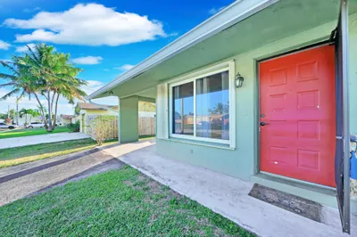 919 S 12th Street 1