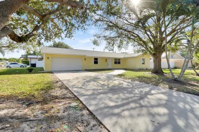 678 Riverside Drive 1