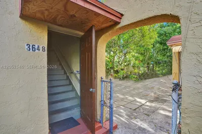 3660 NW 20th Ave #4 1