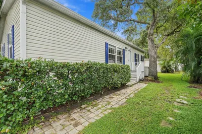 2555 Pga Boulevard #37 1