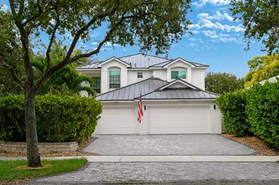 980 Delray Lakes Drive 1